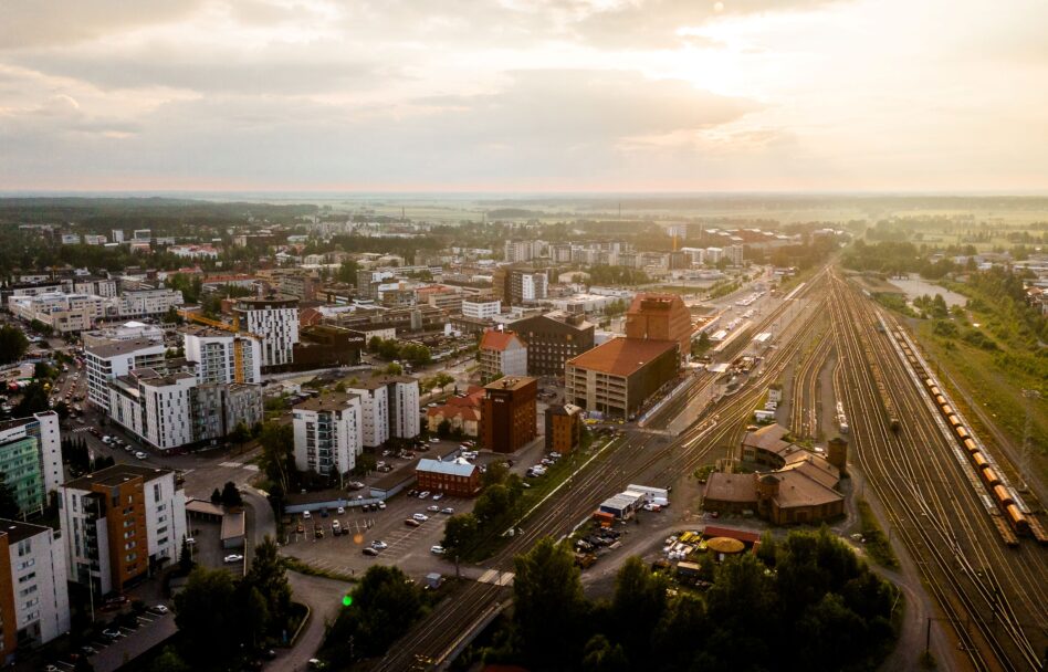 Ilmakuva Seinäjoelta, auringonlasku